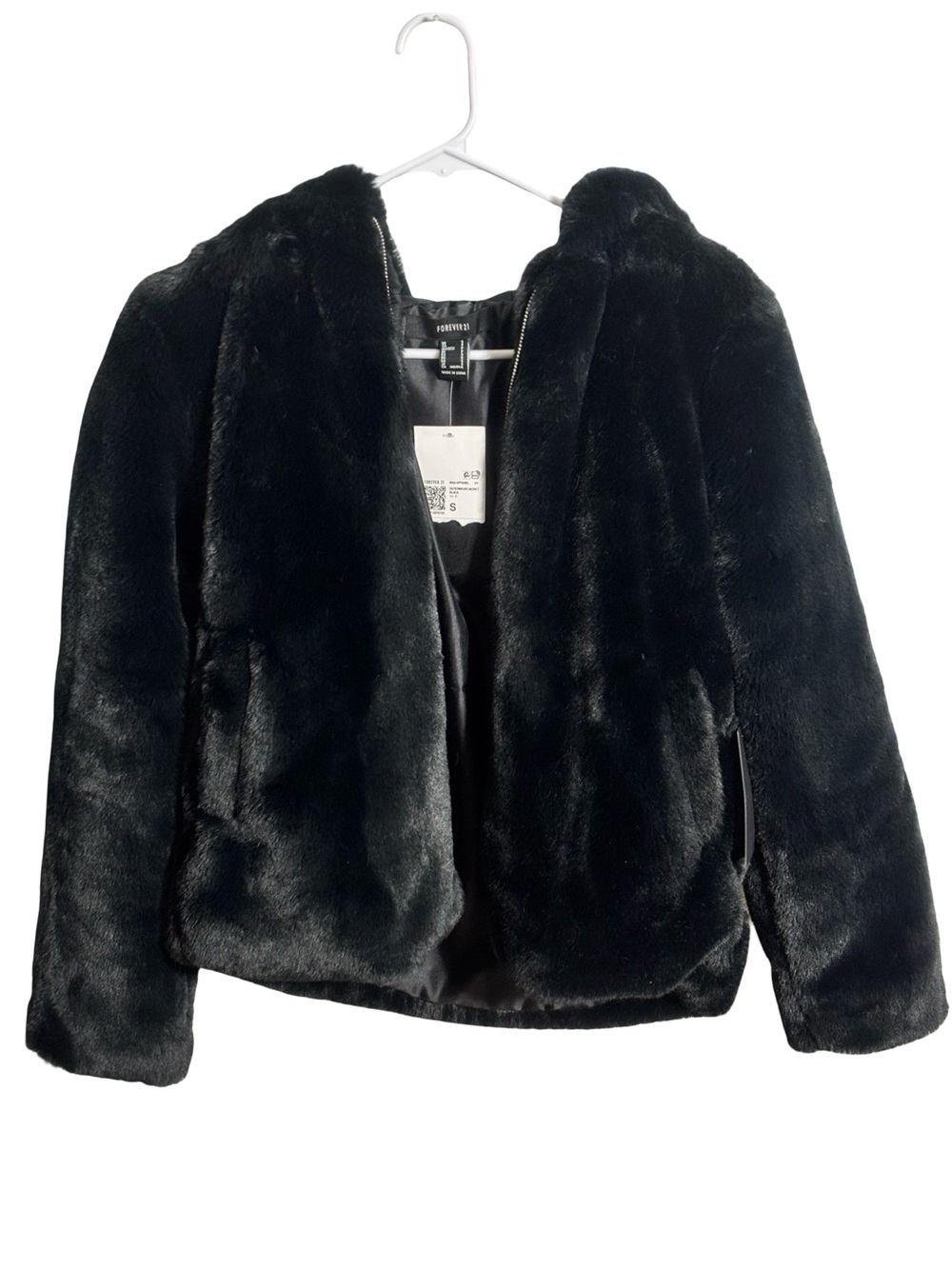 Black Faux Fur Hooded Jacket Coat Women’s Plush Soft Zip Front Y2K Glam - Picture 5 of 5